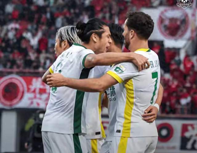 中超魔幻一战！河南3-0时保级，遭国安让三追四赢球却像输家