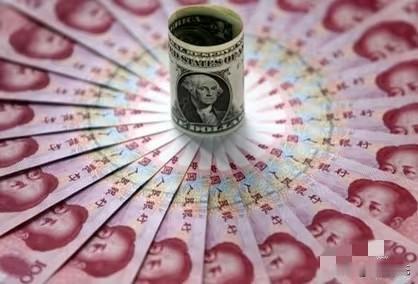 跟你们说句心里话，最近总刷到这话，我晚上躺床上都琢磨：十年后，咱手里的钱和房子，