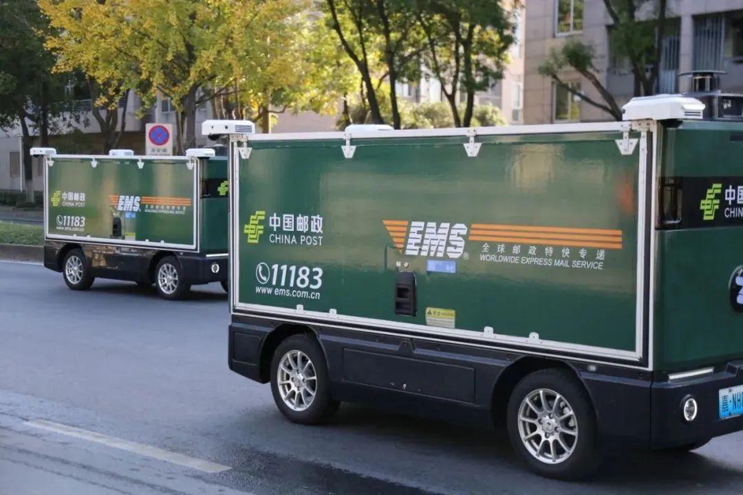 中国邮政真是个神奇的企业！1998年邮电分家后，邮政第一年就亏了179亿，成了全