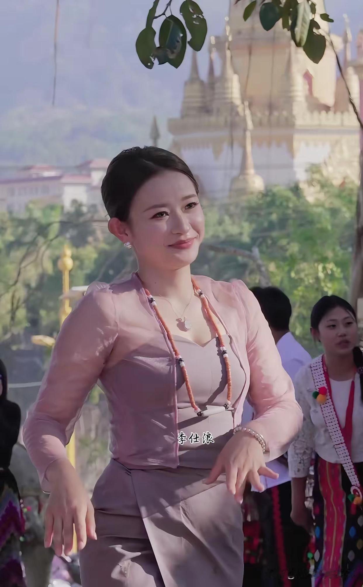 为什么今年的盈江县目瑙纵歌节能火遍全网？

云南德宏州的目瑙纵歌节年年都会如期举