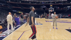 火湖大战G2倒计时，杜兰特还是选择复出，真的是球痴啊，太敬业了！