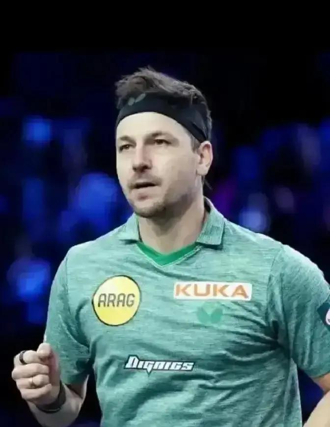 12岁德国小孩赢樊振东一局
 
这事发生在6月北京集训。波尔带来12个德国孩子，