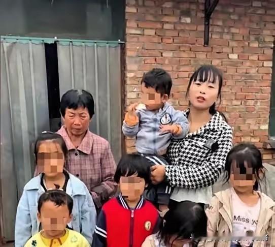 2021年，河南的朱大哥在修理自家拖拉机时，被突然滑落的零件砸中，没能救回来。顶