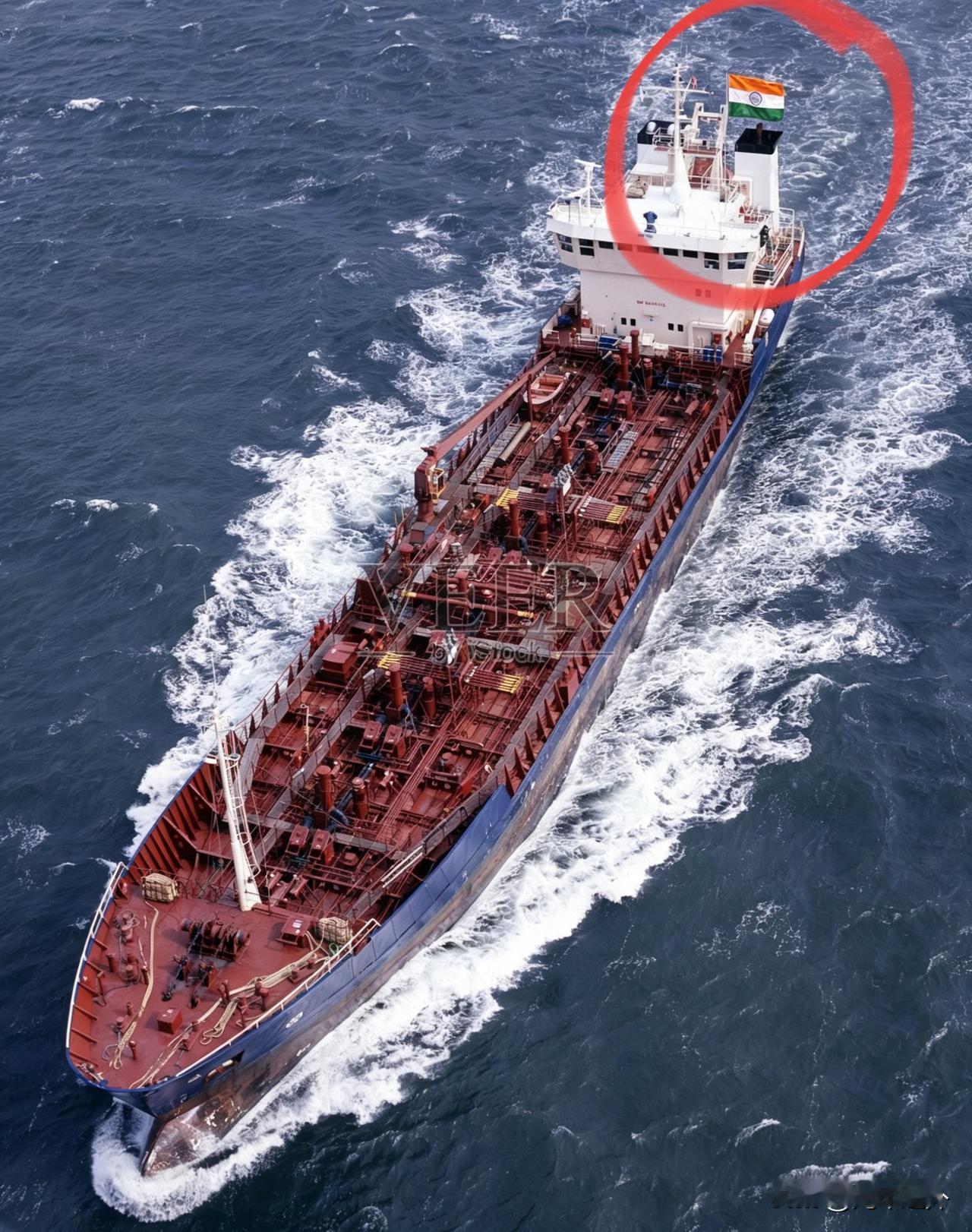 奇怪！伊朗专打印度油轮，莫迪这头"骑墙象"，被狠狠教训了
 
真是活久见！中东这