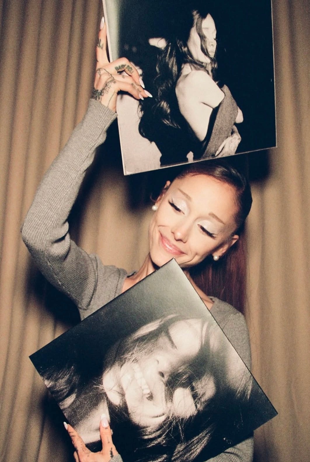 严肃购入petal彩胶ArianaGrande