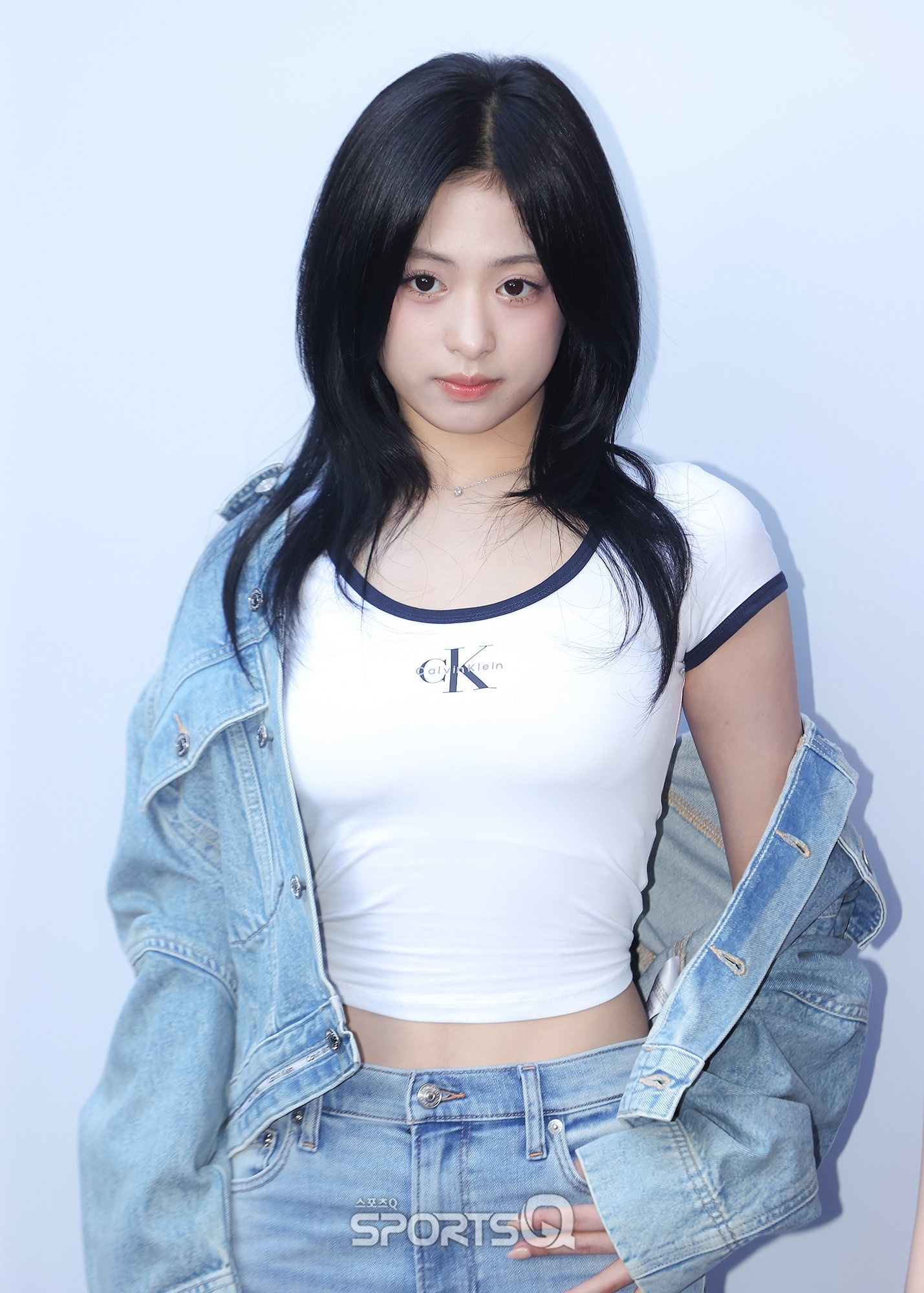 此女新闻图比饭拍还漂亮 我真服了吧！ 