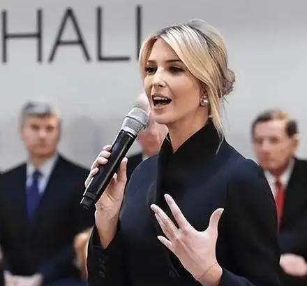 不得不说，伊万卡这波农历新年发文，既踩准了时间点，又很懂东方文化的表达。当地时间