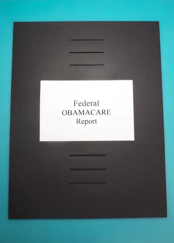 再看通胀数据与褐皮书的结合。如果褐皮书中提到某些行业成本上升、产品价格上涨，再结