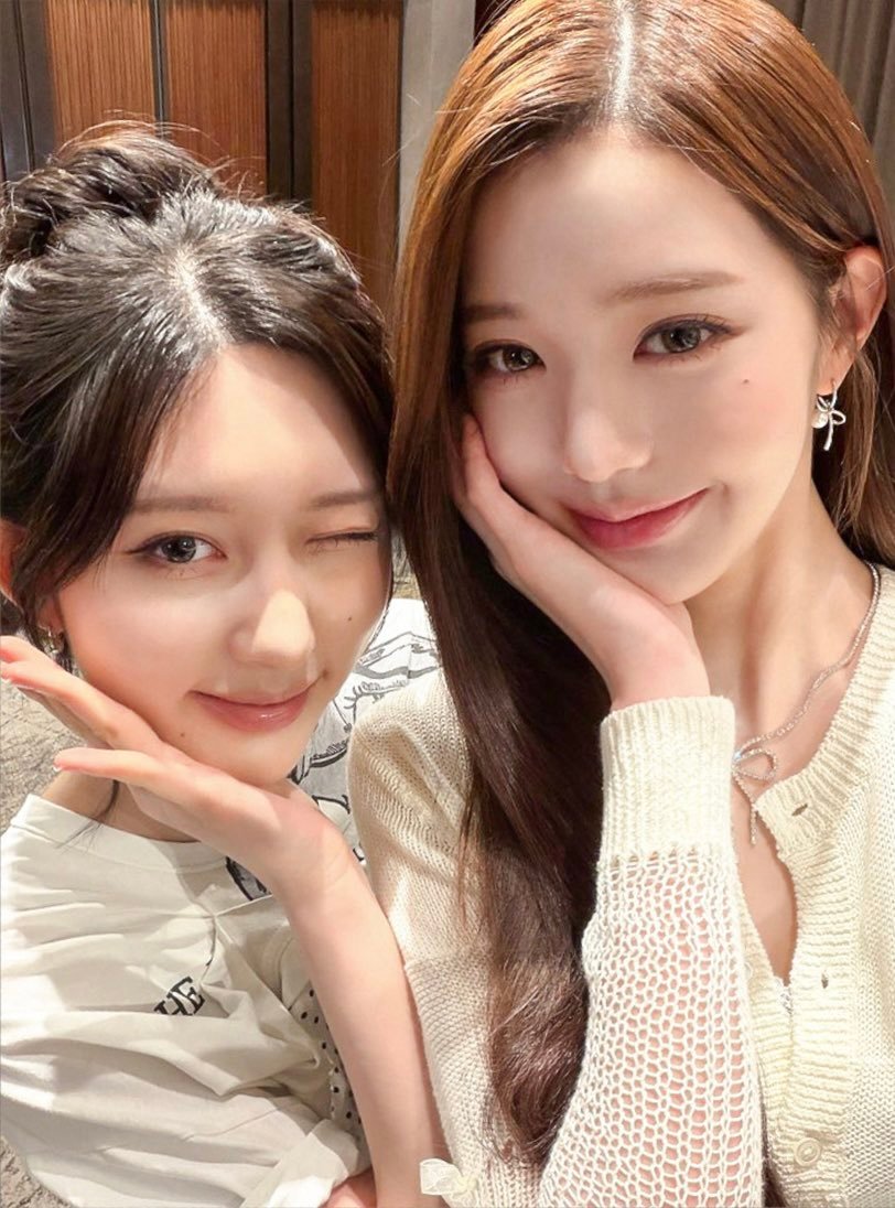 📝 ABOUT JANGWONYOUNG一起相处就能很快发现的那样，元英真的是