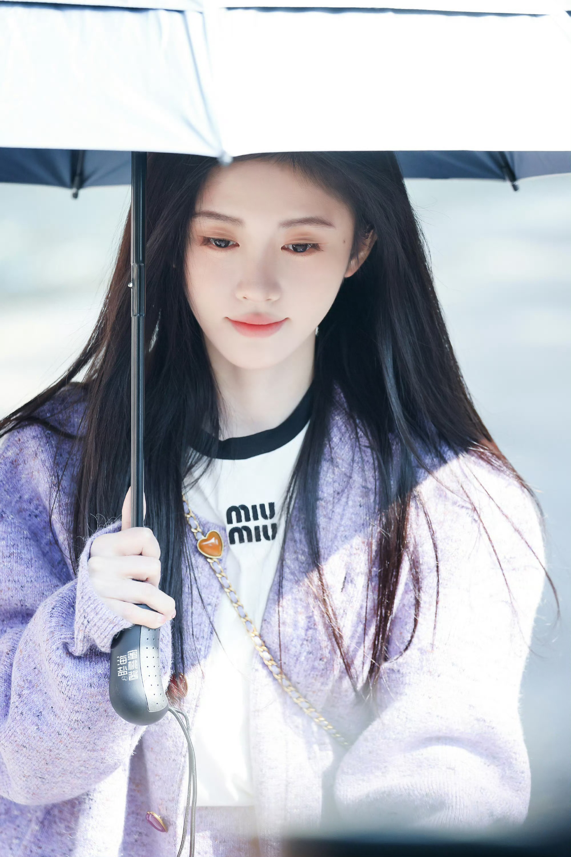 jjy鞠婧祎jjy鞠婧祎阿黛我把我们的故事写成书锁住仅有的回忆