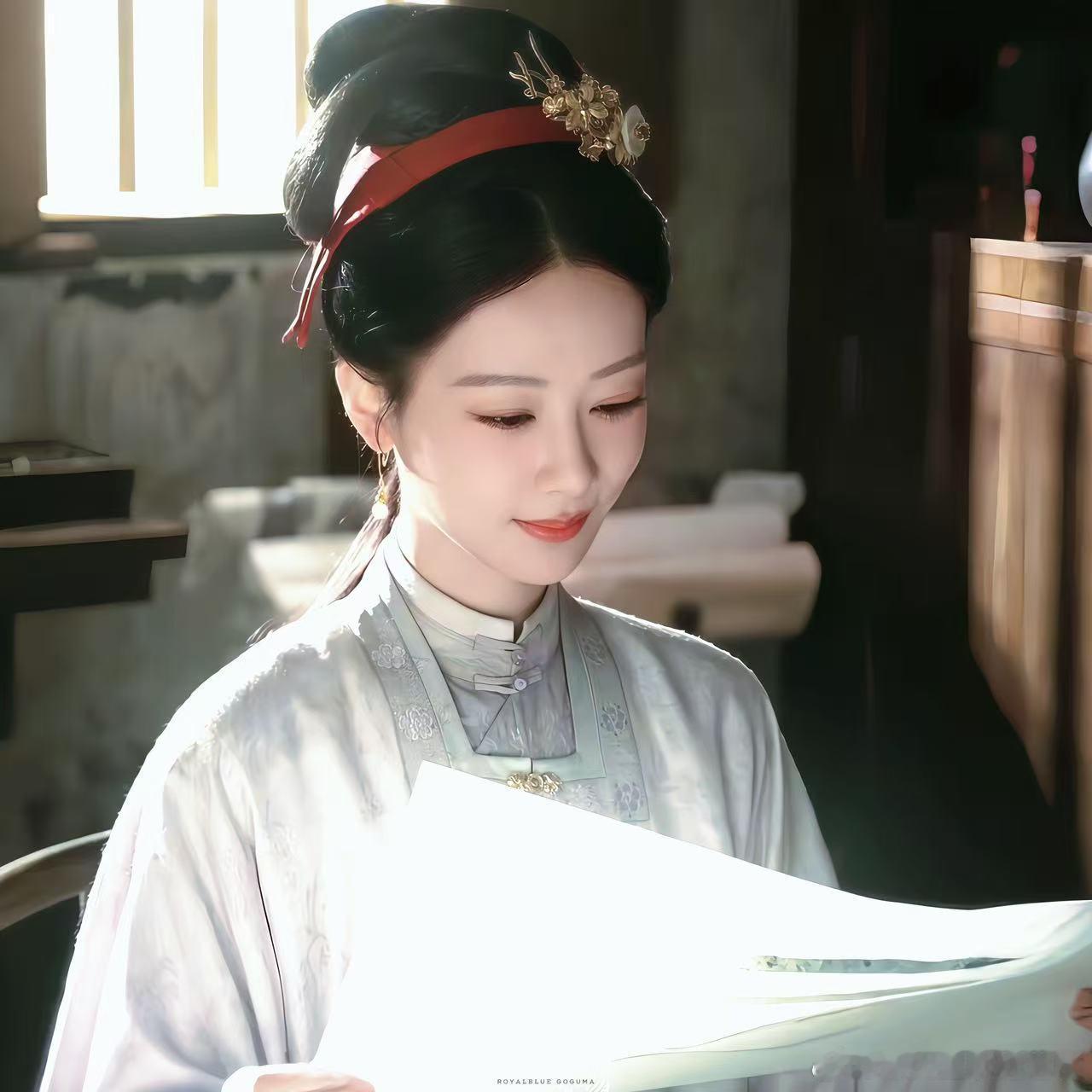 家业版家有儿女阖家和睦岁月温柔，家人相伴岁岁无忧，细碎美好的居家瞬间，拼凑出最动