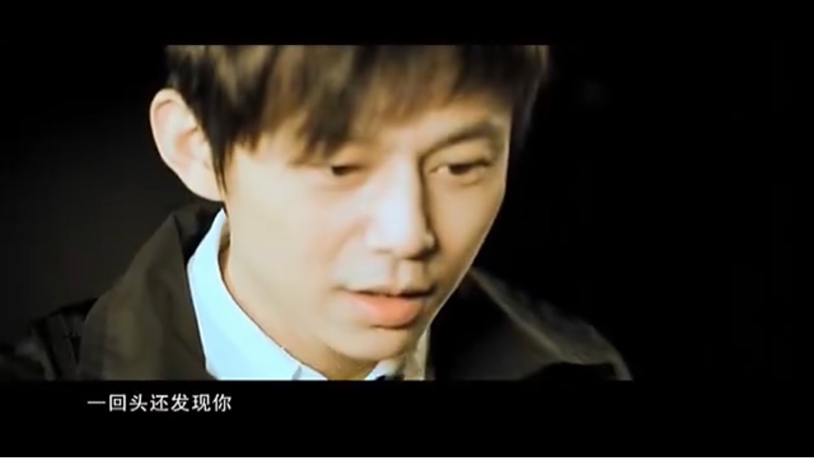 谢楠早年MV男主是何炅谢楠复刻早期EP造型 谢楠居然还出过歌 谢楠居然出过歌