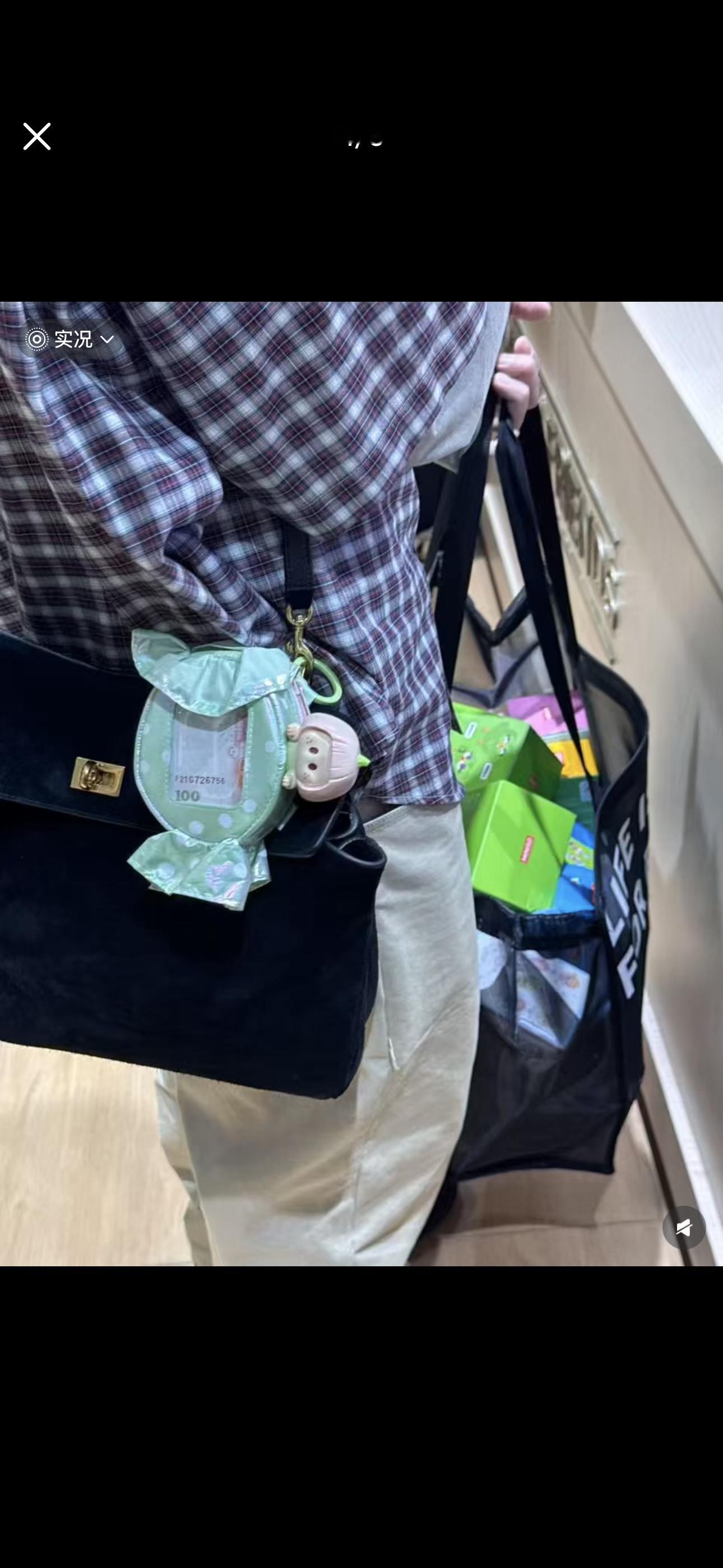 被种草了。可以放现金诶（就是零钱包👛本包还是说 人家要买这个！