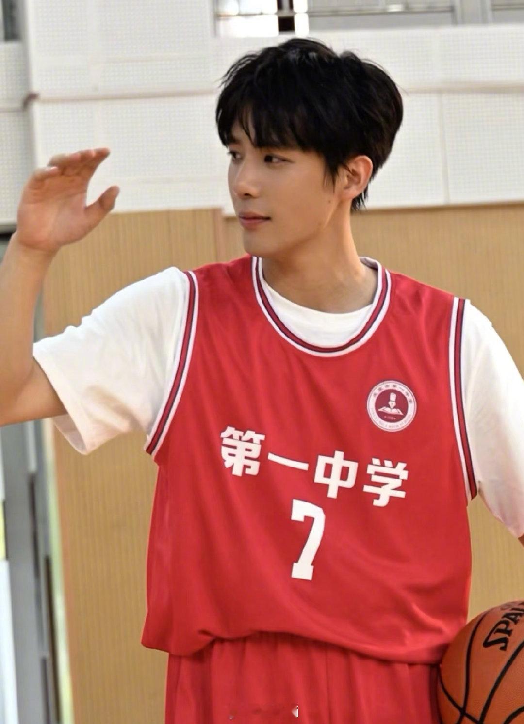 我上网就该看这些[色]领导让联系王安宇真就联系到了 ​​​