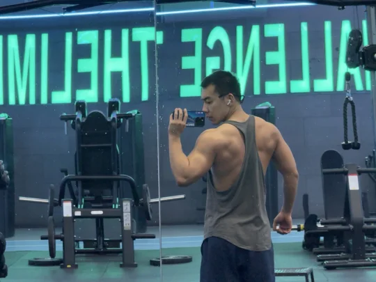 硬拉第一次140kg