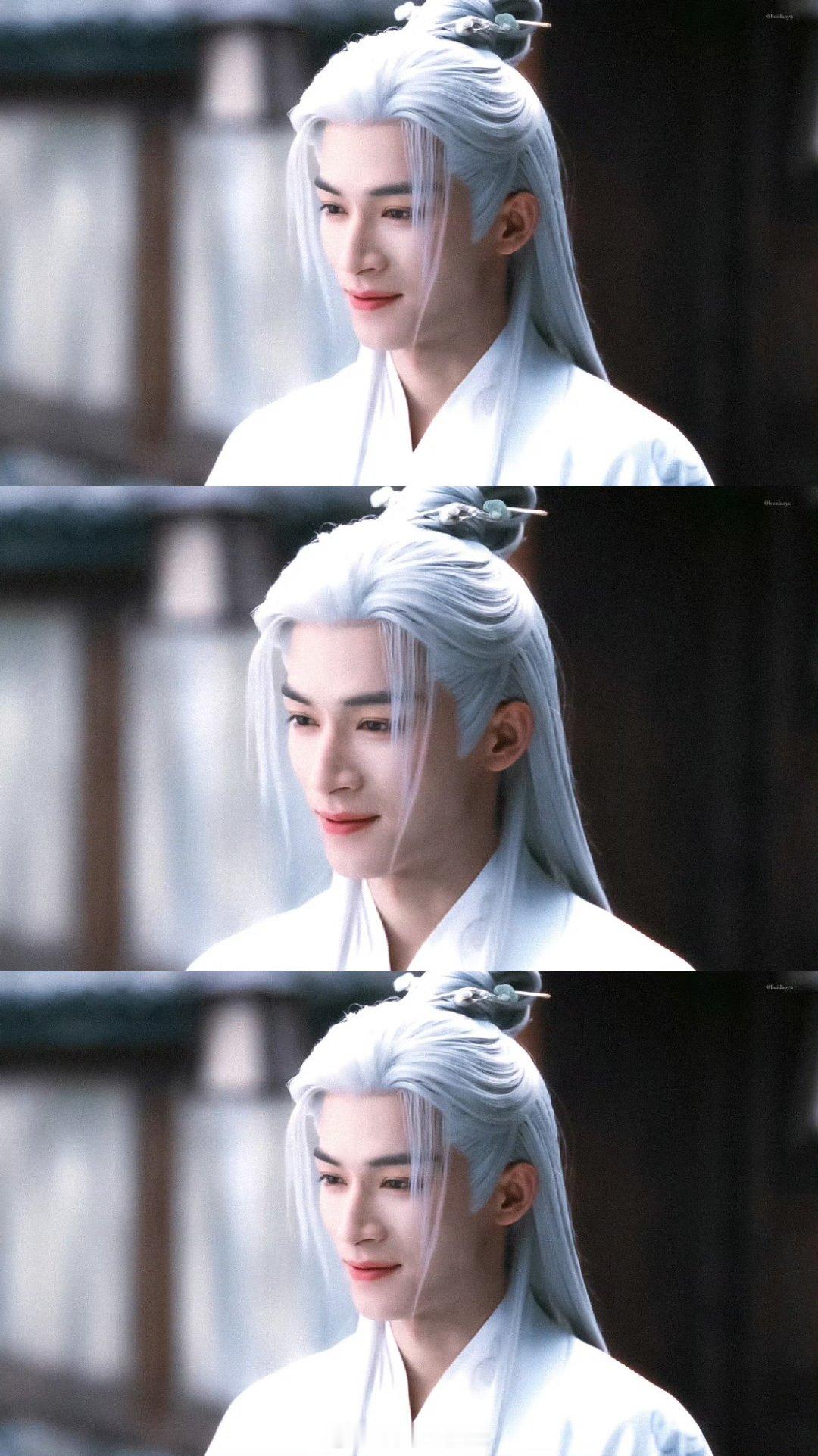 王星越贴脸追剧reaction王星越人在尴尬的时候确实很忙 笑不活了！王星越这个