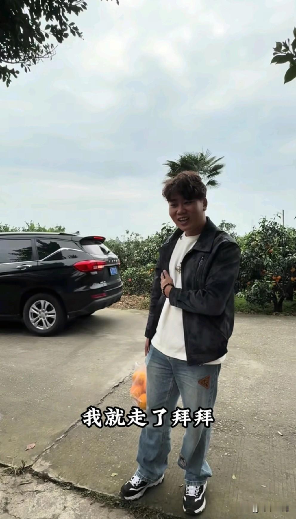 勤快努力的阿琨，又要开始营业了，阿琨上次的视频作品发布的时间还是在10月6号，许