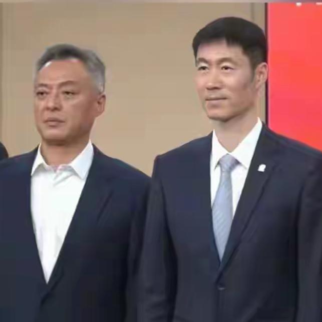 2026乒超联赛，王励勤精心下的“三步棋”，提前为“洛奥”布阵。

其一，阻断外