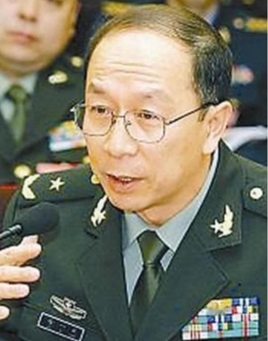 美专家放言：“一旦中国收复台湾，可冻结中国在海外的3.2万亿资产！”对此，金一南