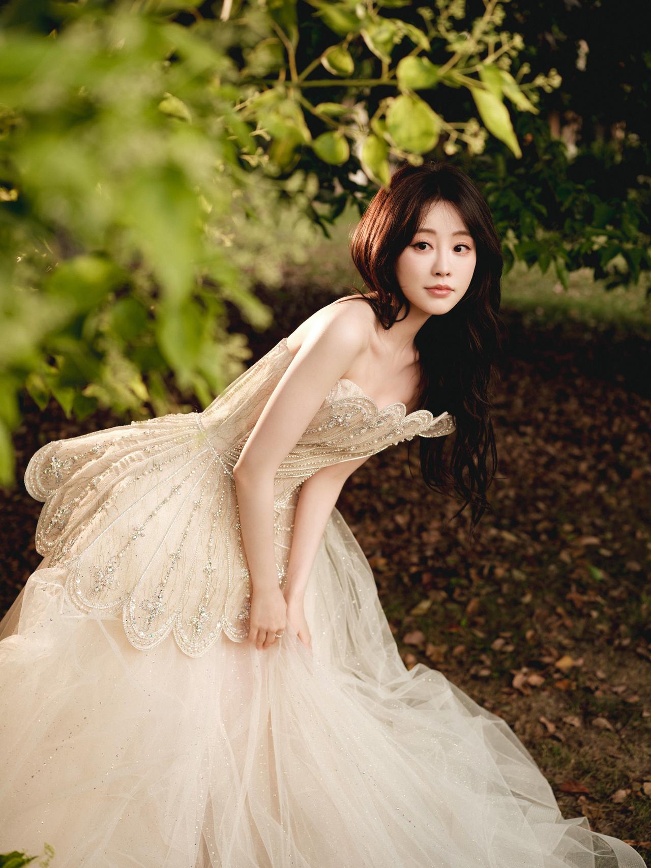 今天是温柔姐姐祝 超美💖
祝绪丹