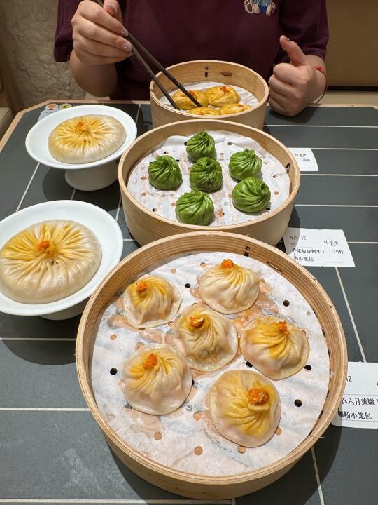 陈赫真会吃！！！确实是杭州数一数二好吃的。。。