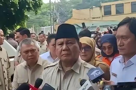 世界各国把发展的目光投向了能源、矿产，这也让具有能源、矿产的国家成了香饽饽，很多