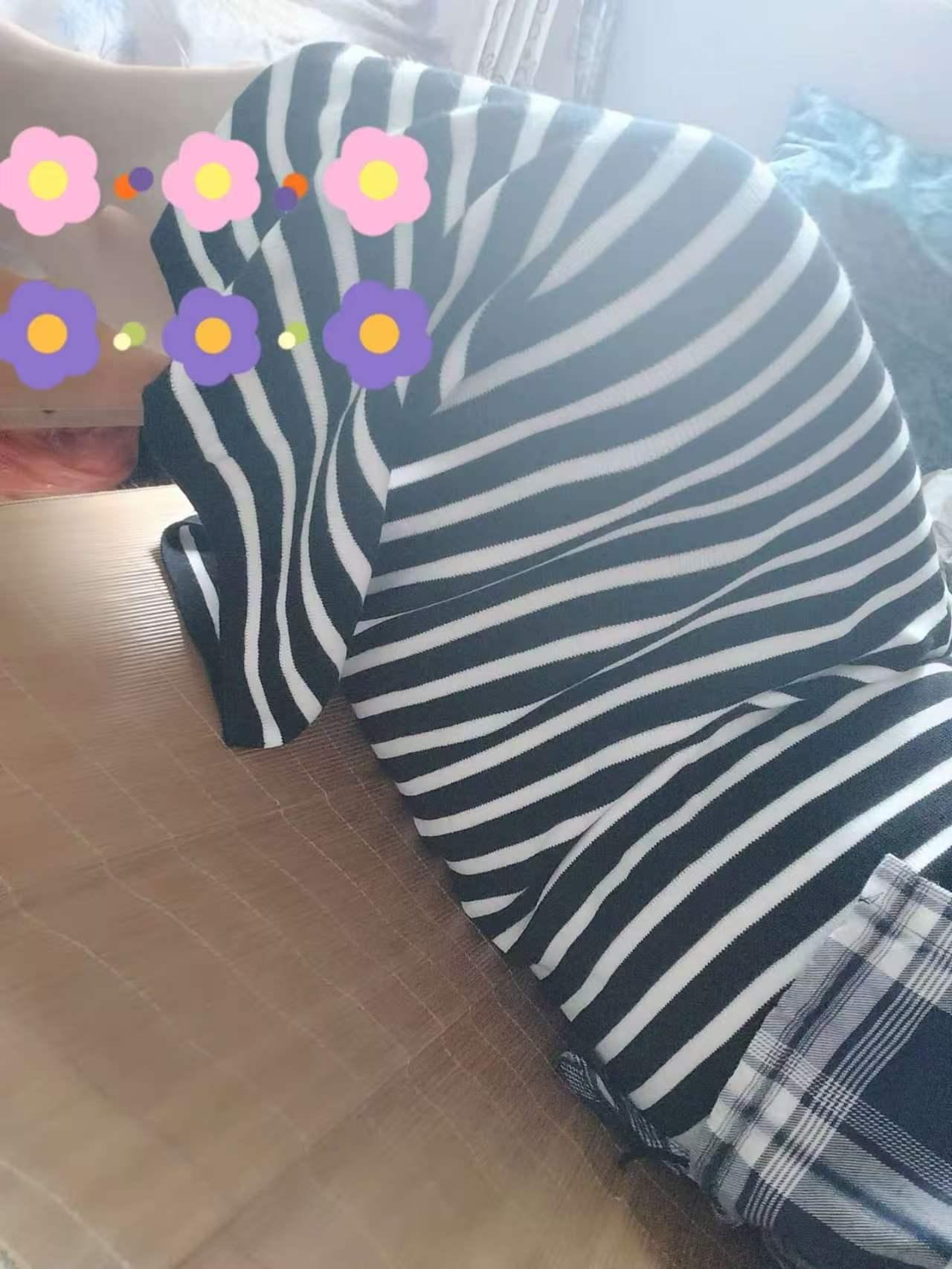我现在已经不恨他了，因为没有爱哪来的恨？我们都离婚 7年了，日子各过各的，现在他