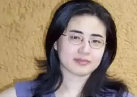 [微风]13岁上北大的天才少女，28岁嫁给大25岁的美国导师，父母气得摔了电话.