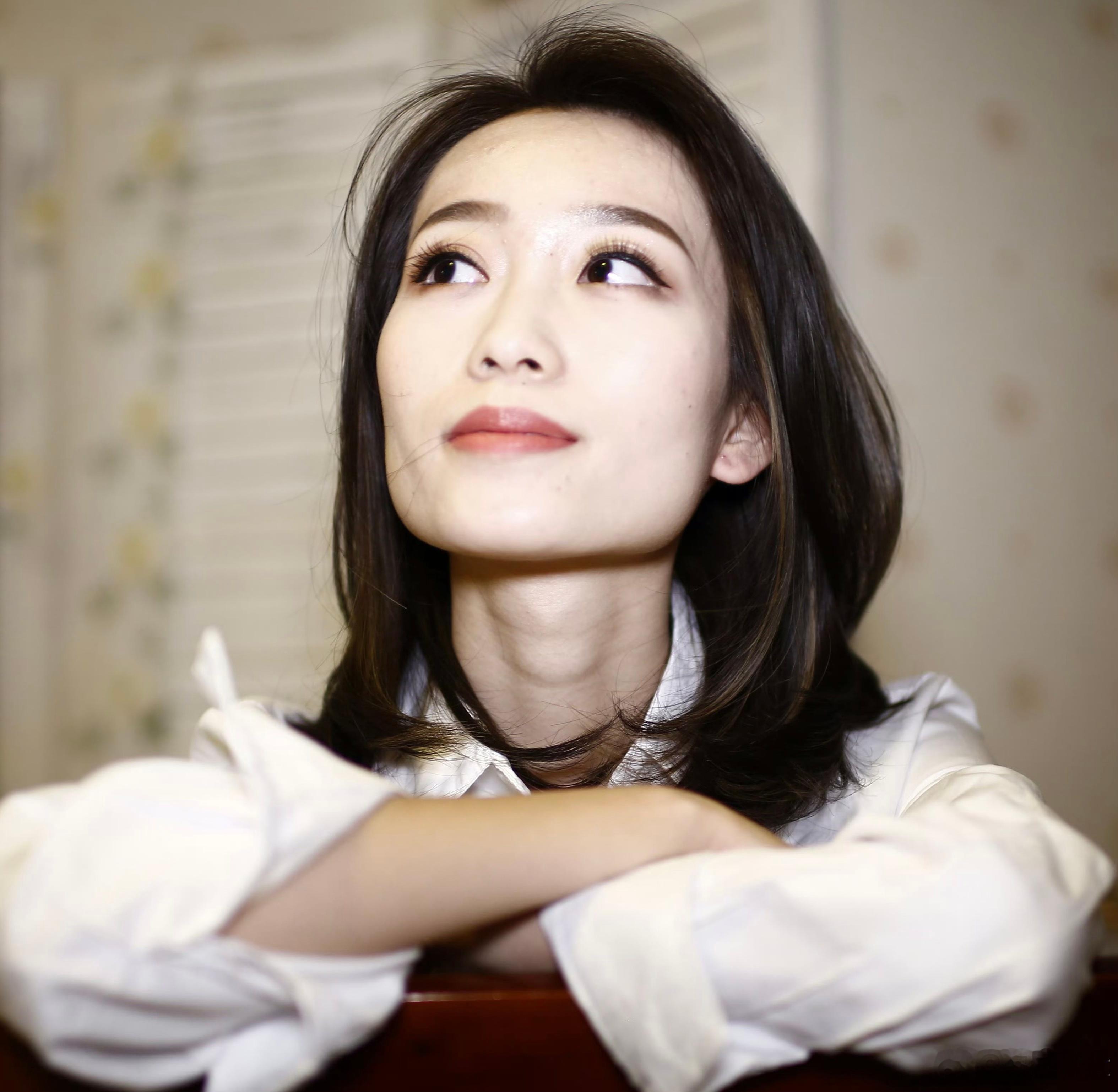 白衬衣美阿姨气质女神 ​​​