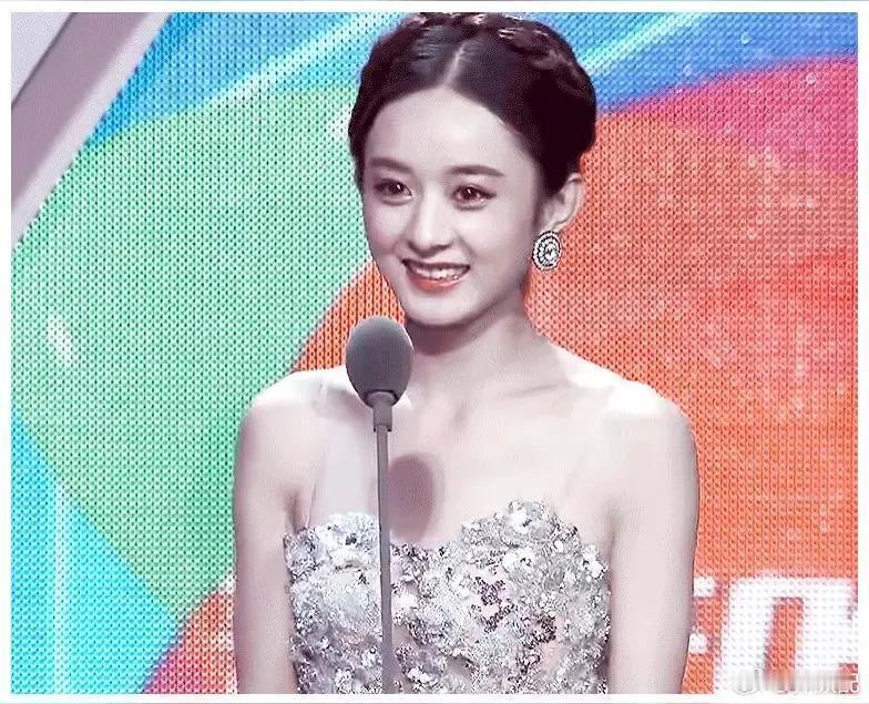 赵丽颖云合数据断层封神，“播放量女王”实至名归！家人们，赵丽颖在云合数据平台直接