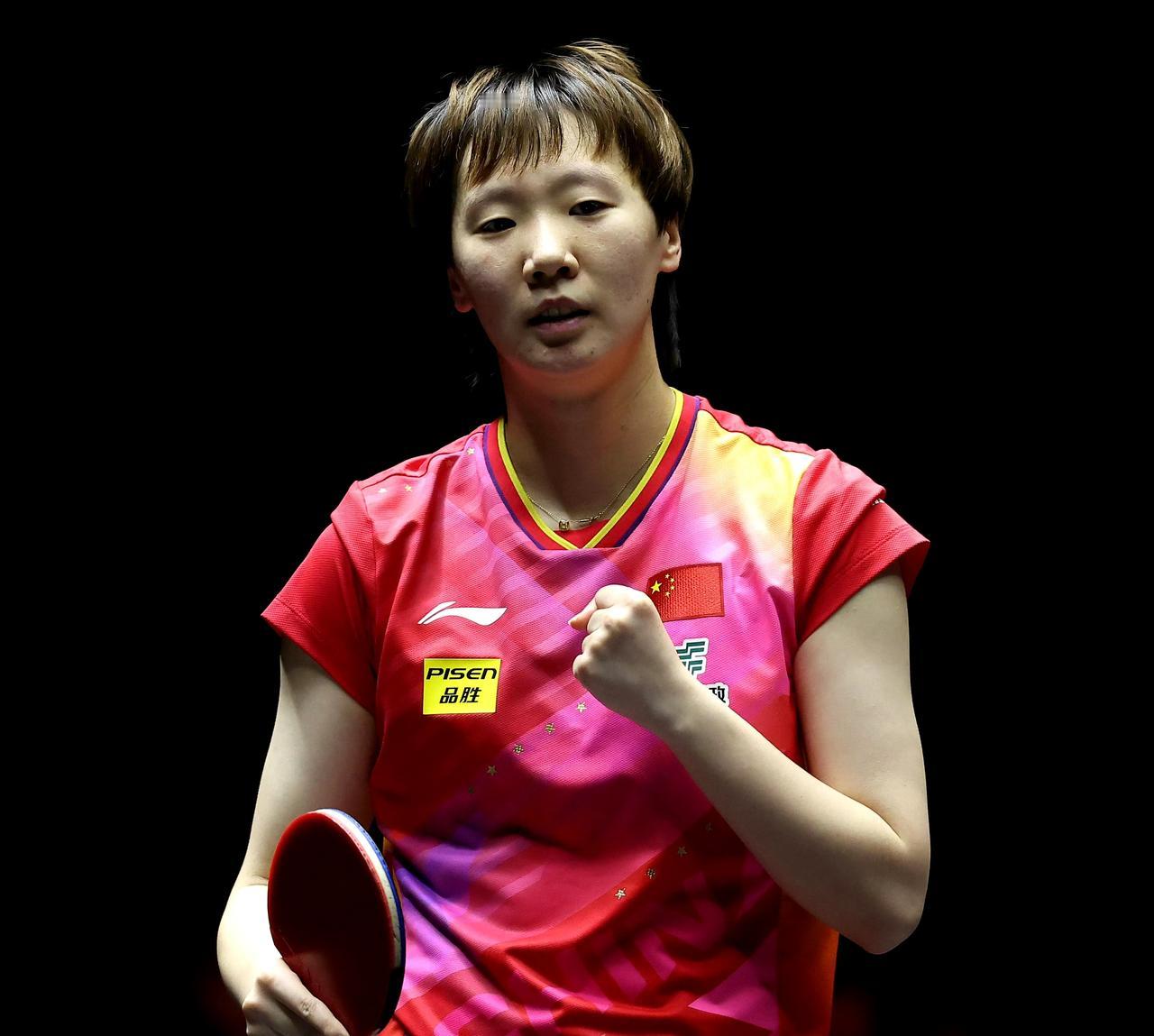 第二盘，王曼昱3-0拿下李恩惠，为国乒混团世界杯比赛再添3分，目前中国队6-0韩