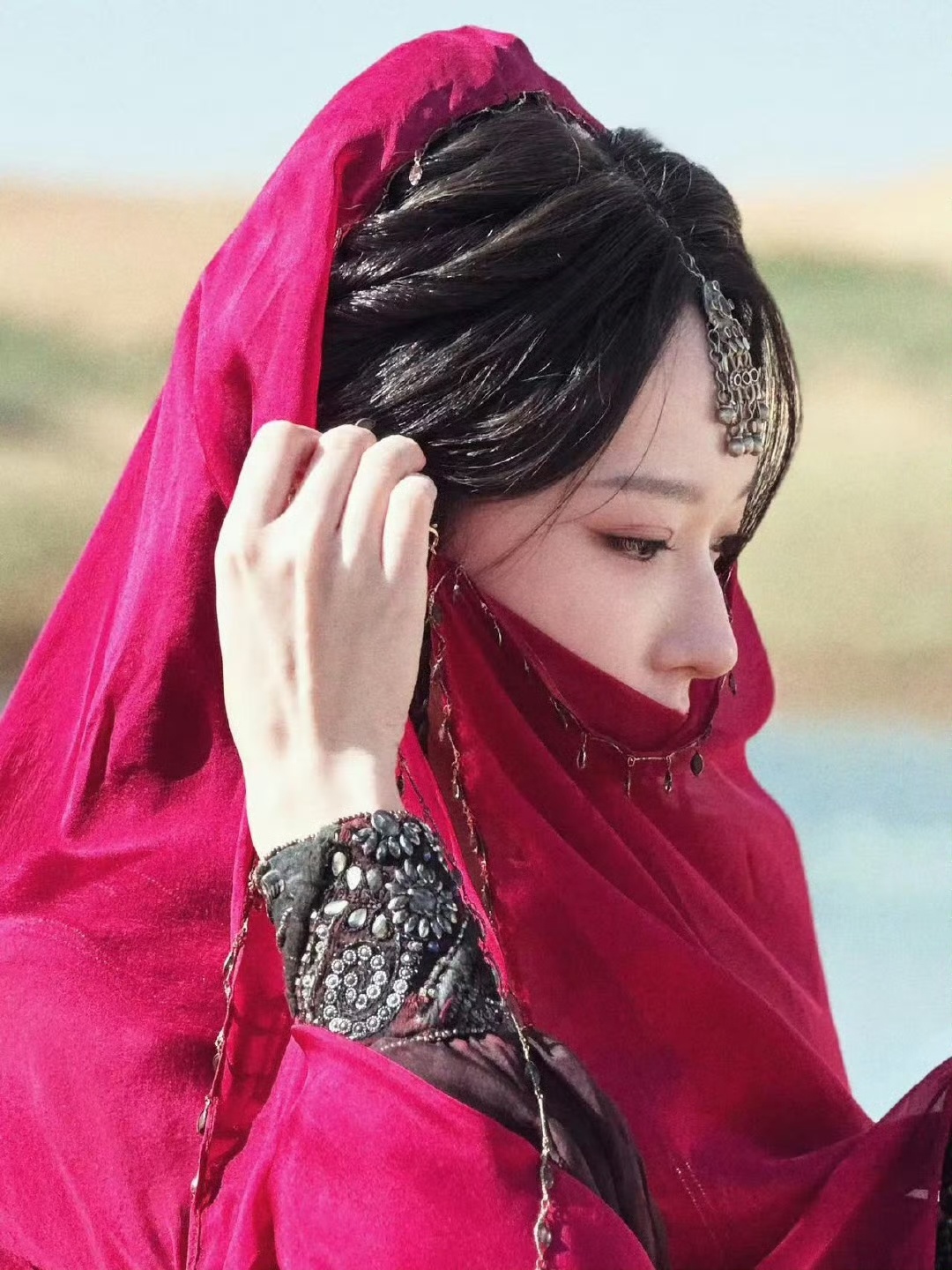 #程潇沙漠公主# 程潇在《云襄传2》中充满异域色彩的的沙漠公主造型谁还没有看到！