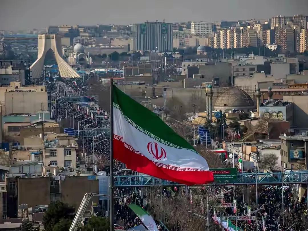 【热点评述】伊朗发生大动乱，伊朗决策层一直面临着“紧缩”政策与“放松”政策之间的