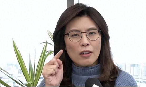 郑丽文公开喊话大陆：请大陆的一些朋友不要对台湾喊打喊杀。她强调说，要知道台湾被清