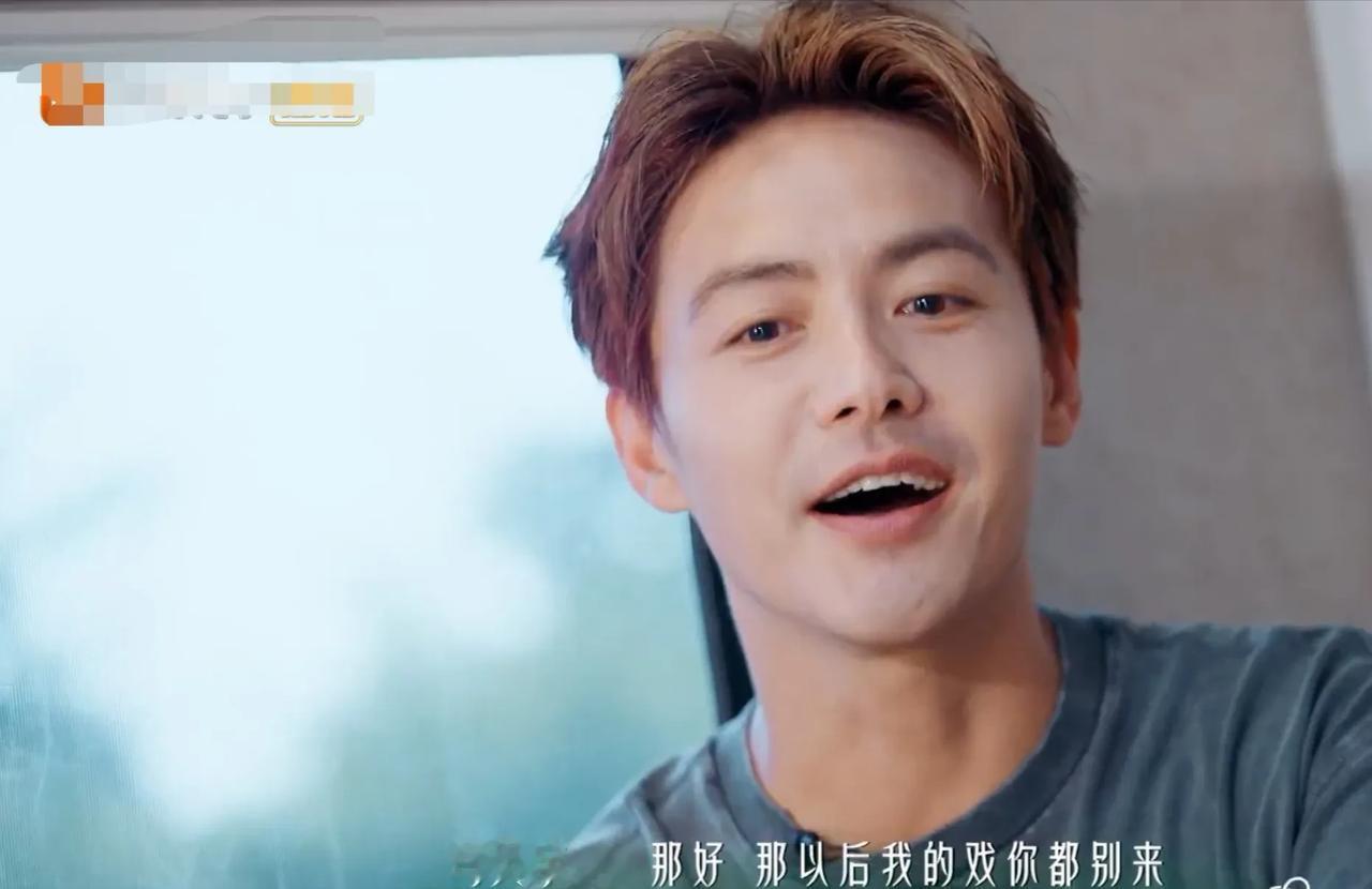 你们发现没？张萌有一个很大的问题

这类人，不能深交

因为太容易受伤了。

马