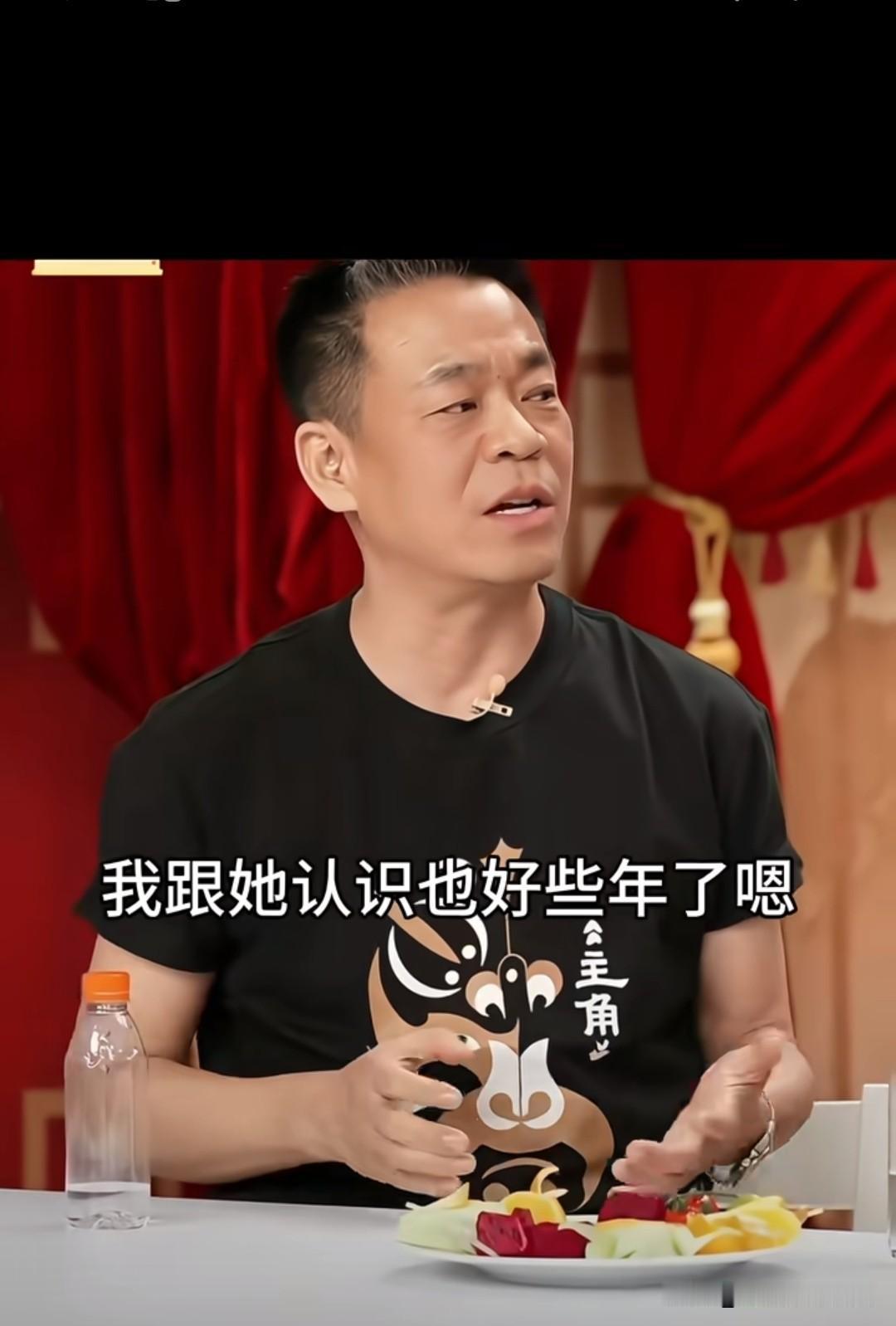 孙浩说：非常感谢王菲能唱《主角》的歌，我跟她认识也好些年了，每次聊天，王菲就说喜