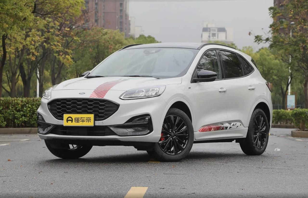 作为一款曾经被称作“美系性价比神车”的紧凑型SUV，福特锐际在二手车市场确实挺火