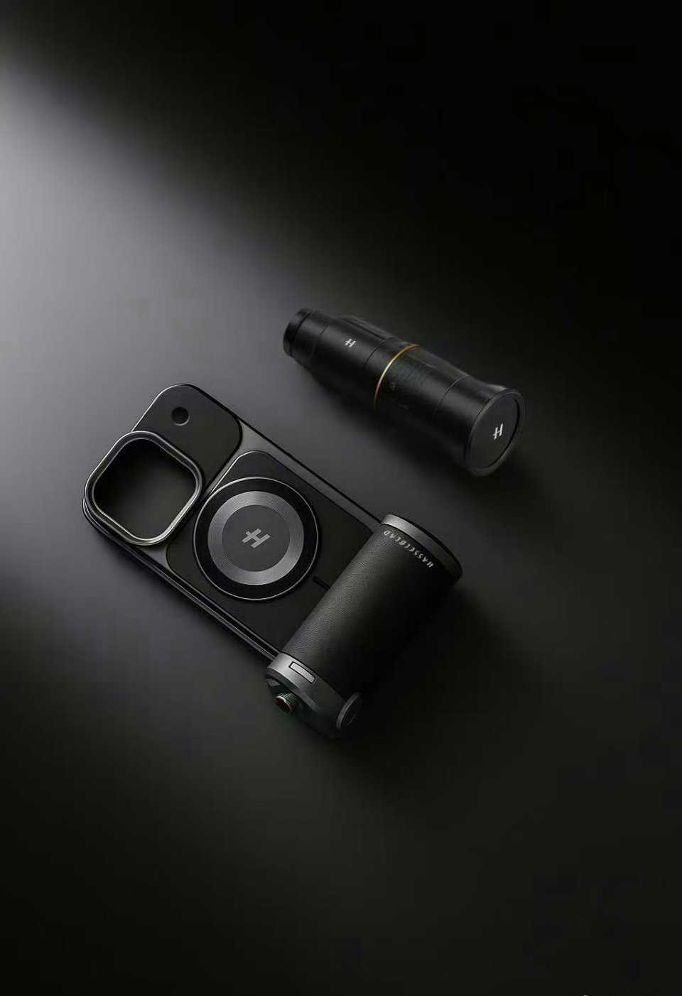 OPPO Find X9 Pro 也给安排哈苏影像套装了？这镜头有点东西啊[并不