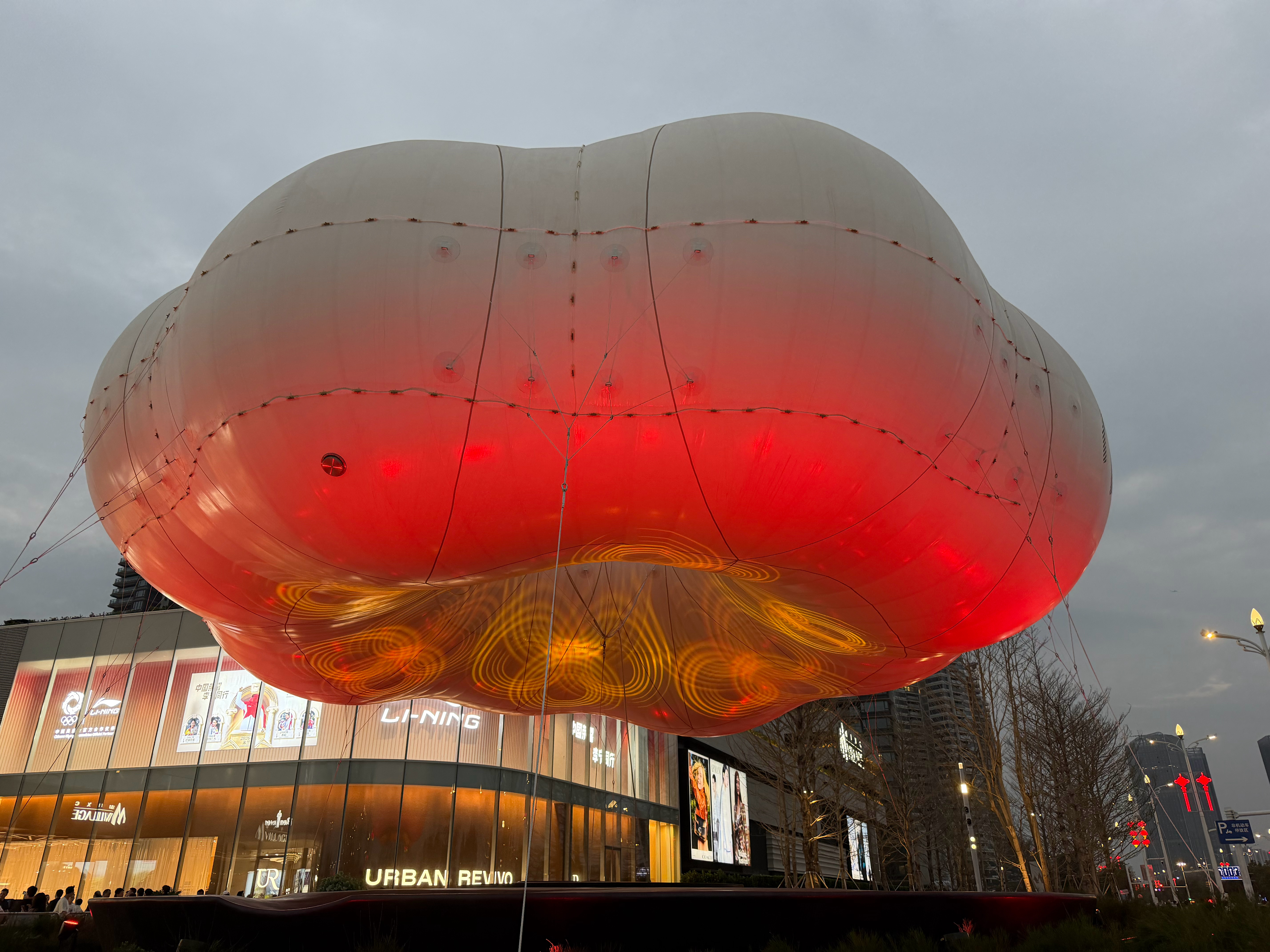 再在东莞耍一会就要回了明天就be like P2 