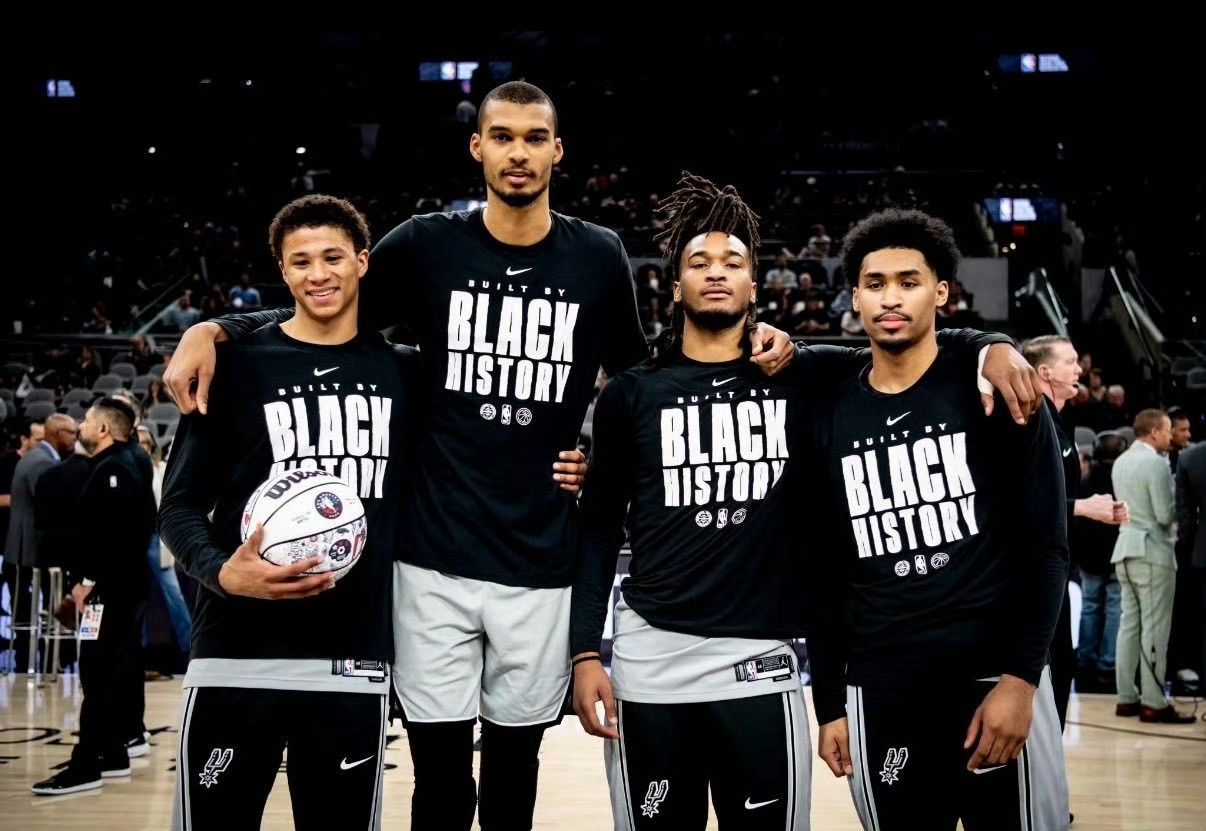 马刺球迷自己都没想到狗刺今年能打到这个地步！马刺vs森林狼nba季后赛