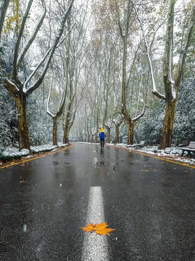 话说，谁还没点青春记忆呢？一位老哥回忆起1999年的平安夜，那感觉，真是五味杂陈