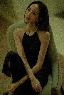 #张钧甯锁骨窝好明显# 张钧甯要不要这么卷，这么明显的锁骨没有女生不羡慕吧，这是
