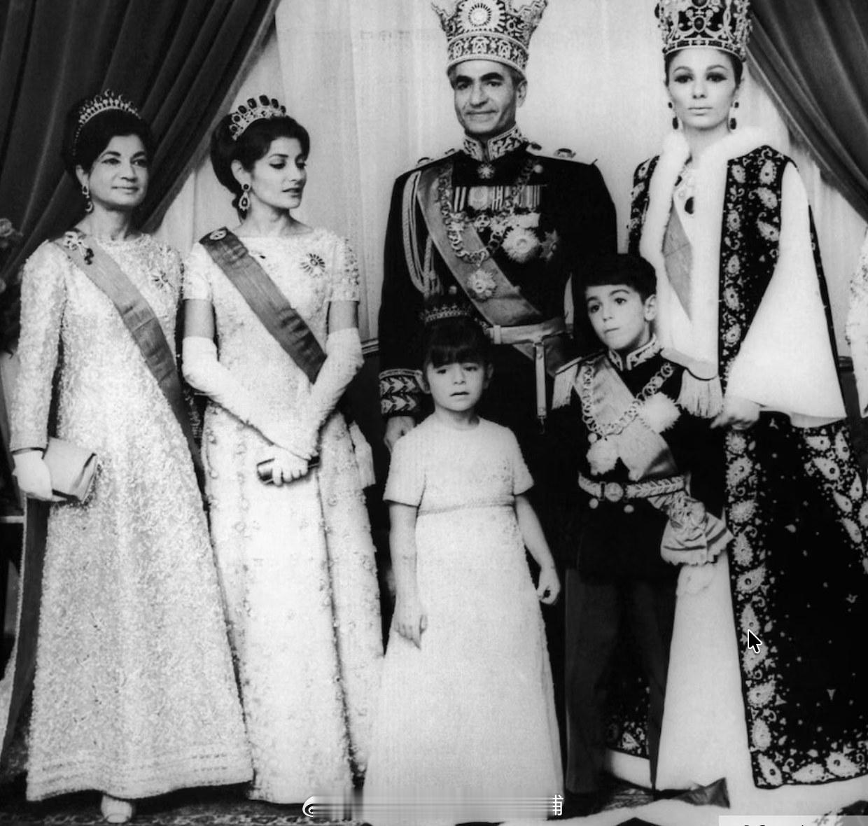 王室王室伊朗王室 老照片：巴列维的大女儿沙赫纳兹，这家现在红的，连这种冷门人物的