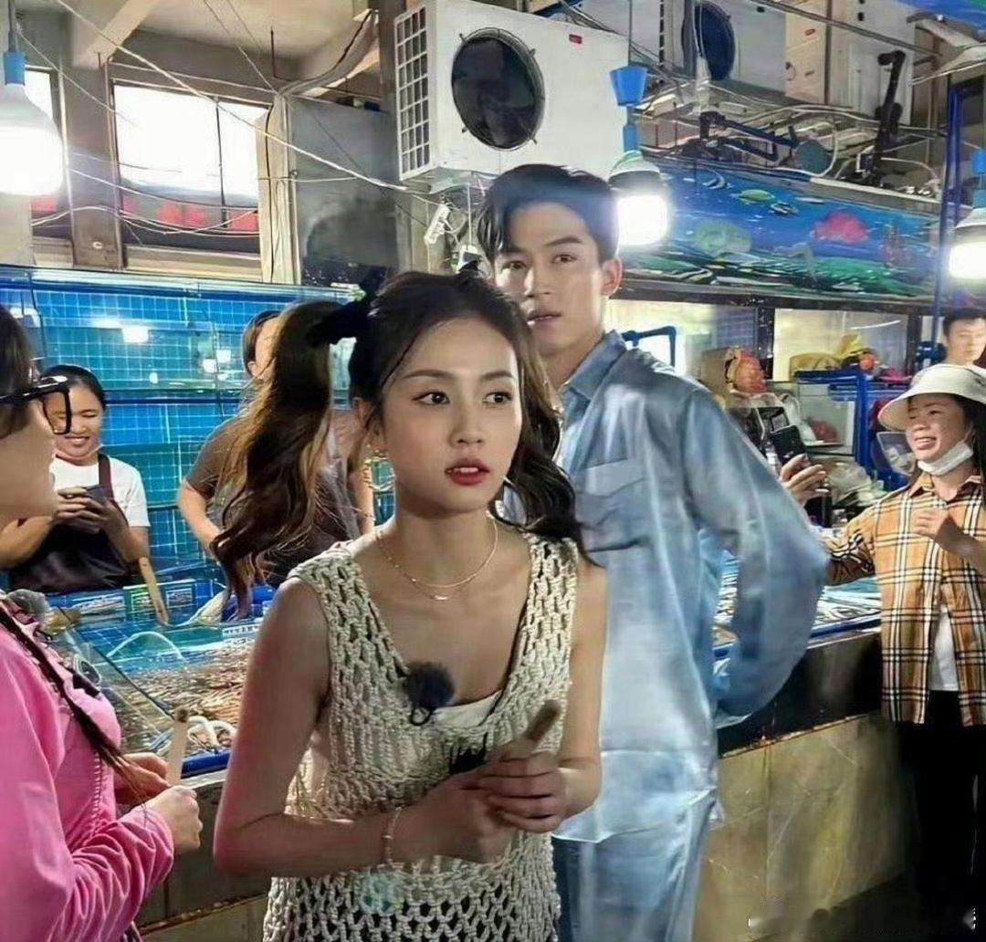 路人镜头下的白鹿，你们觉得好看吗？ 