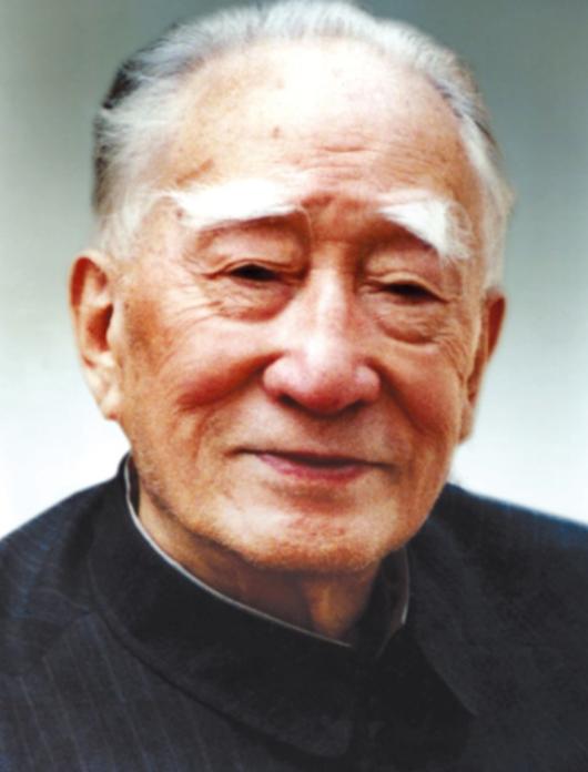 1943年，薄一波第一次到中央参加活动，毛主席得知他的姓名后，自言自语的说到：“