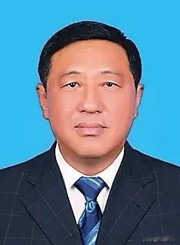 界面快讯传来消息，刘俊道被查，翻看他的履历，1962年4月生的他，男，汉族，吉林