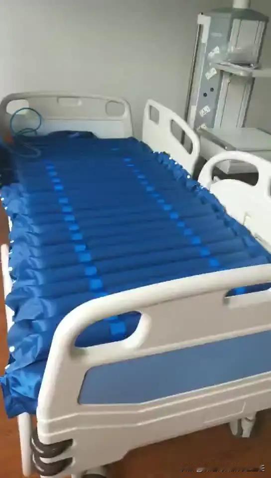 褥疮想要好，这个东西少不了
 
想必大部分的偏瘫或截瘫朋友们应该都没逃过褥疮的折