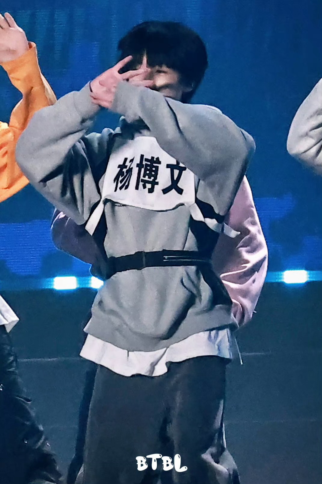 四代这种劣币驱逐良币的病态生态环境真的很让人心寒吧，杨博文坚持自己的选择很好很棒