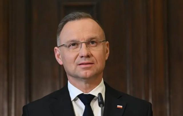 上下五千年，波兰没有侵占中国一寸领土，波兰没有一兵一卒踏足华夏大地，八国联军里没