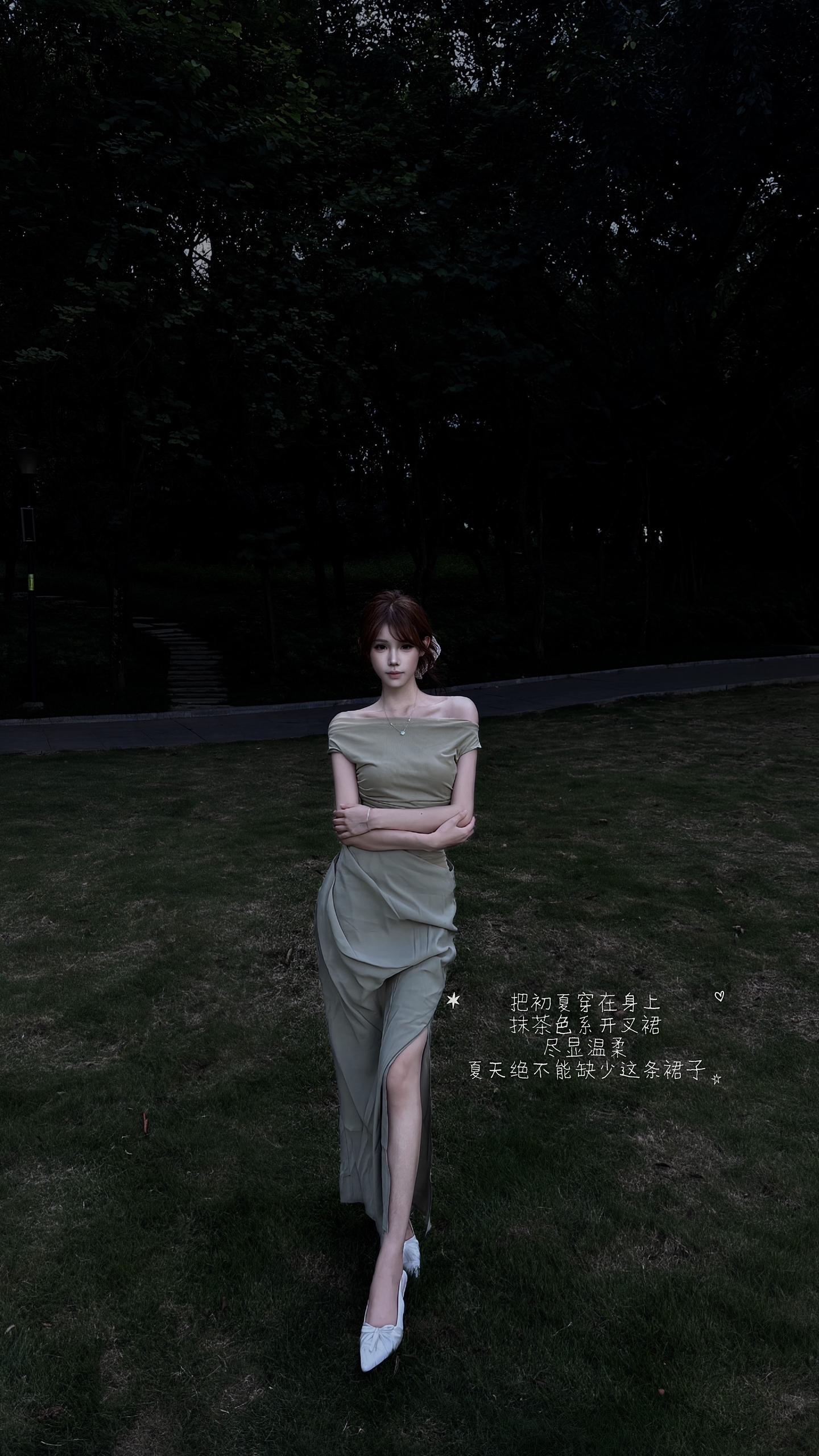 没有裙子怎么过夏天。夏天到了，没有这条漂亮裙子怎么过夏天呢